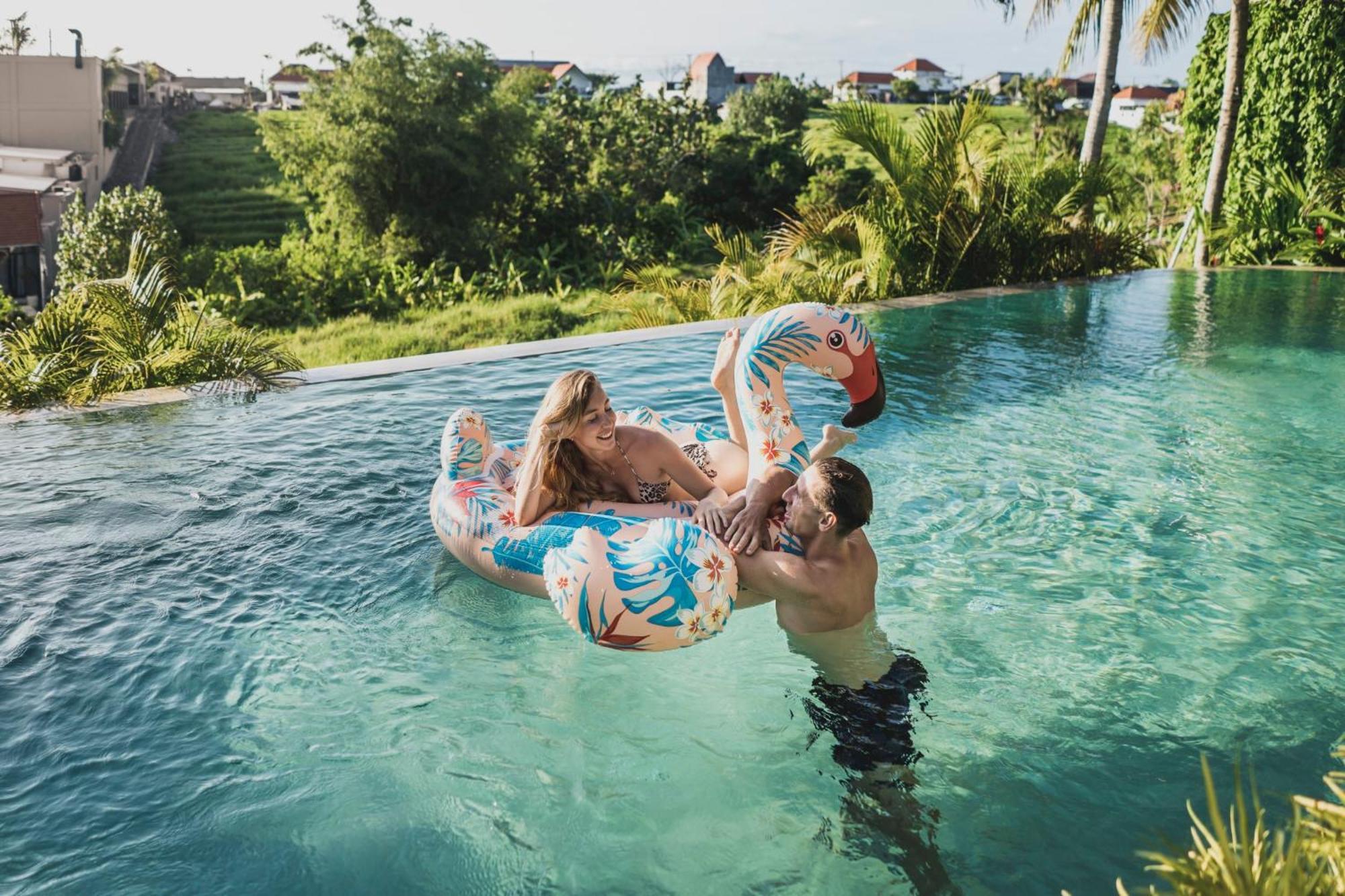 Astera Luxury Resort & Spa Canggu By Ini Vie Hospitality מראה חיצוני תמונה